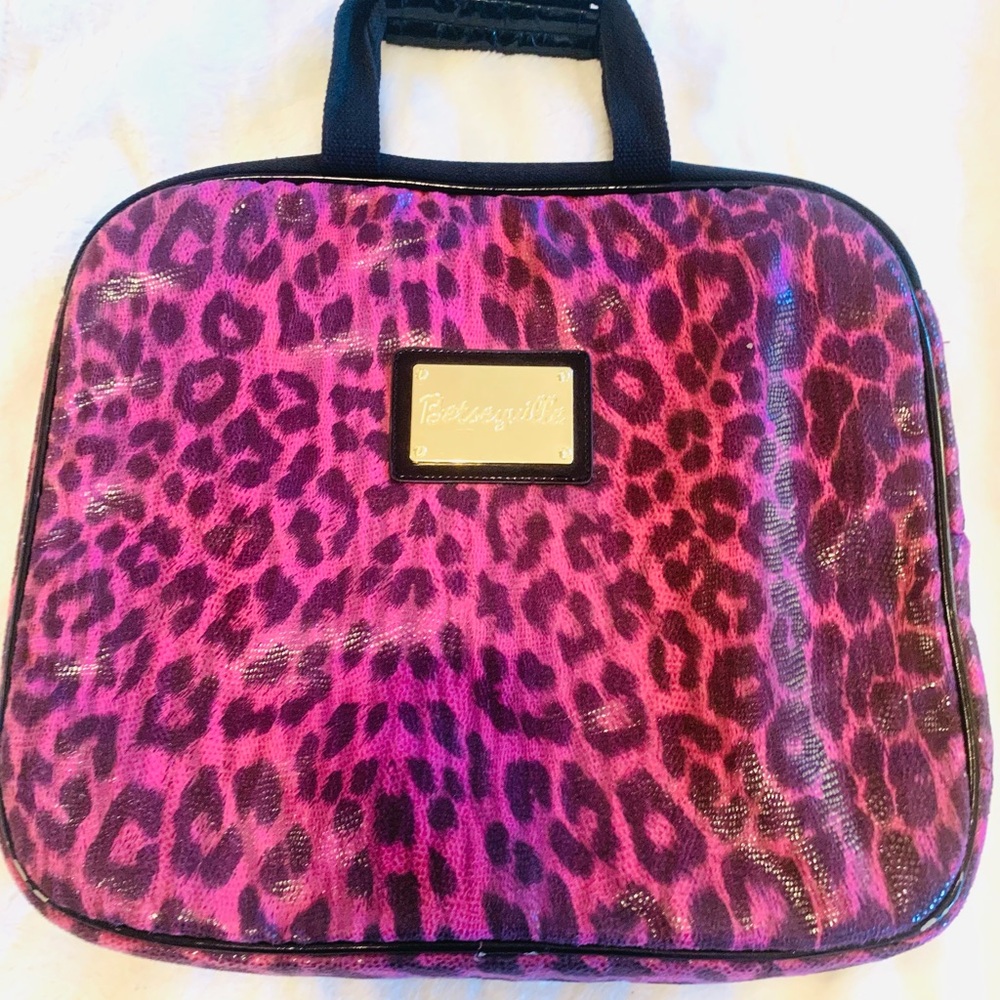 Betsey Johnson Betseyville Laptop Bag